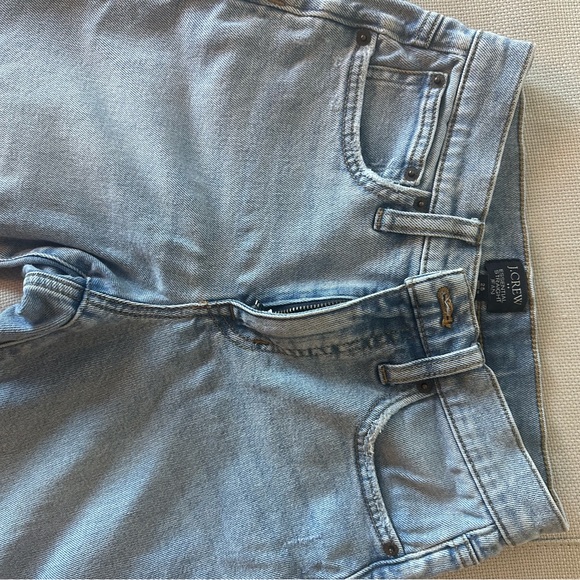 The Essential Straight J. Crew Jean in Light Wash - Picture 5 of 5
